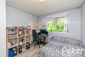 Casa em Condomínio à venda com 167m², 3 dormitórios, 1 suíte, 2 vagas, no bairro Ipanema em PORTO ALEGRE