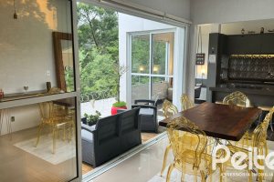 Casa em Condomínio à venda com 150m², 4 dormitórios, 1 suíte, 2 vagas, no bairro Ipanema em PORTO ALEGRE