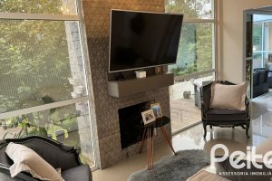 Casa em Condomínio à venda com 150m², 4 dormitórios, 1 suíte, 2 vagas, no bairro Ipanema em PORTO ALEGRE