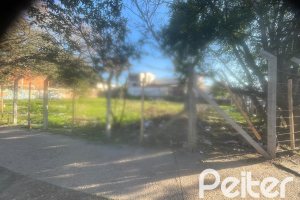 Terreno à venda com 1058m², no bairro Cristal em Porto Alegre