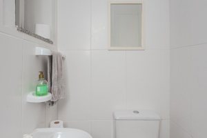 Casa à venda com 330m², 4 dormitórios, 2 suítes, 4 vagas, no bairro Vila Assunção em Porto Alegre