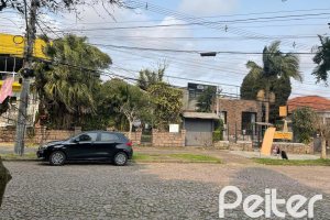 Terreno à venda com 439m², no bairro Tristeza em Porto Alegre