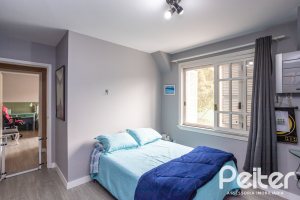 Casa em Condomínio à venda com 330m², 3 dormitórios, 1 suíte, 4 vagas, no bairro Jardim Isabel em Porto Alegre