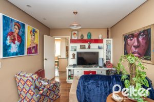 Casa em Condomínio à venda com 330m², 3 dormitórios, 1 suíte, 4 vagas, no bairro Jardim Isabel em Porto Alegre