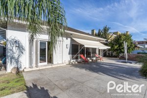 Casa em Condomínio à venda com 276m², 2 dormitórios, 2 suítes, 2 vagas, no bairro Terra Ville em PORTO ALEGRE