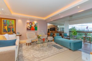 Apartamento à venda com 206m², 3 dormitórios, 3 suítes, 3 vagas, no bairro Cristal em PORTO ALEGRE