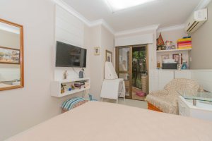 Apartamento à venda com 206m², 3 dormitórios, 3 suítes, 3 vagas, no bairro Cristal em PORTO ALEGRE