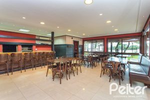 Casa em Condomínio à venda com 380m², 4 dormitórios, 2 suítes, 3 vagas, no bairro Tristeza em PORTO ALEGRE