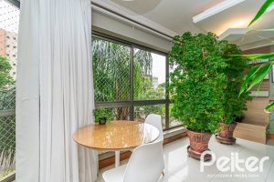 Apartamento à venda com 154m², 3 dormitórios, 1 suíte, 3 vagas, no bairro Tristeza em PORTO ALEGRE