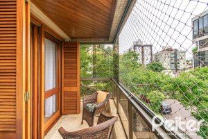 Apartamento à venda com 154m², 3 dormitórios, 1 suíte, 3 vagas, no bairro Tristeza em PORTO ALEGRE