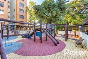 Apartamento à venda com 94m², 3 dormitórios, 1 suíte, 2 vagas, no bairro Tristeza em PORTO ALEGRE