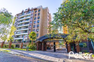 Apartamento à venda com 94m², 3 dormitórios, 1 suíte, 2 vagas, no bairro Tristeza em PORTO ALEGRE