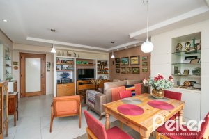 Apartamento à venda com 94m², 3 dormitórios, 1 suíte, 2 vagas, no bairro Tristeza em PORTO ALEGRE