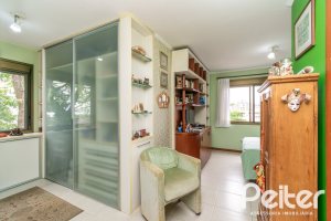 Apartamento à venda com 94m², 3 dormitórios, 1 suíte, 2 vagas, no bairro Tristeza em PORTO ALEGRE