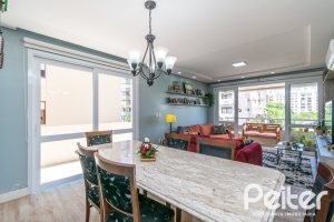 Apartamento à venda com 152m², 3 dormitórios, 1 suíte, 2 vagas, no bairro Tristeza em PORTO ALEGRE