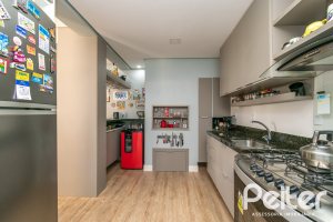 Apartamento à venda com 152m², 3 dormitórios, 1 suíte, 2 vagas, no bairro Tristeza em PORTO ALEGRE