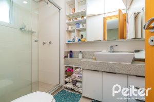 Apartamento à venda com 152m², 3 dormitórios, 1 suíte, 2 vagas, no bairro Tristeza em PORTO ALEGRE