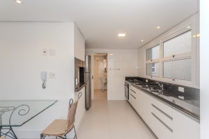 Apartamento à venda com 133m², 3 dormitórios, 3 suítes, 2 vagas, no bairro Tristeza em PORTO ALEGRE