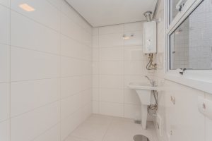 Apartamento à venda com 133m², 3 dormitórios, 3 suítes, 2 vagas, no bairro Tristeza em PORTO ALEGRE