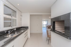 Apartamento à venda com 133m², 3 dormitórios, 3 suítes, 2 vagas, no bairro Tristeza em PORTO ALEGRE