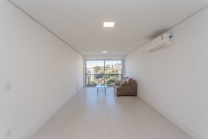 Apartamento à venda com 133m², 3 dormitórios, 3 suítes, 2 vagas, no bairro Tristeza em PORTO ALEGRE