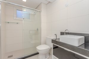 Apartamento à venda com 133m², 3 dormitórios, 3 suítes, 2 vagas, no bairro Tristeza em PORTO ALEGRE