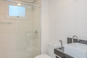 Apartamento à venda com 133m², 3 dormitórios, 3 suítes, 2 vagas, no bairro Tristeza em PORTO ALEGRE