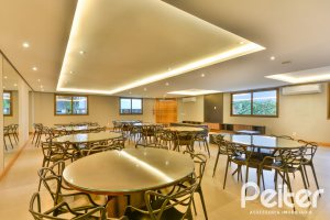 Apartamento à venda com 154m², 3 dormitórios, 1 suíte, 4 vagas, no bairro Tristeza em PORTO ALEGRE