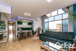 Cobertura à venda com 175m², 3 dormitórios, 1 suíte, 3 vagas, no bairro Tristeza em Porto Alegre