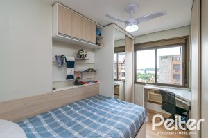 Cobertura à venda com 175m², 3 dormitórios, 1 suíte, 3 vagas, no bairro Tristeza em Porto Alegre