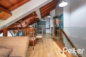 Cobertura à venda com 175m², 3 dormitórios, 1 suíte, 3 vagas, no bairro Tristeza em Porto Alegre