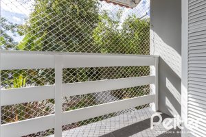 Casa à venda com 260m², 4 dormitórios, 1 suíte, 3 vagas, no bairro Ipanema em Porto Alegre