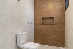 Casa em Condomínio à venda com 93m², 3 dormitórios, 1 suíte, 2 vagas, no bairro Hípica em Porto Alegre