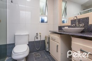 Apartamento à venda com 79m², 3 dormitórios, no bairro Cristal em Porto Alegre