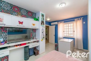 Casa em Condomínio à venda com 192m², 3 dormitórios, 2 suítes, 2 vagas, no bairro Jardim Isabel em Porto Alegre