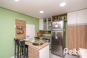 Casa em Condomínio à venda com 192m², 3 dormitórios, 2 suítes, 2 vagas, no bairro Jardim Isabel em Porto Alegre