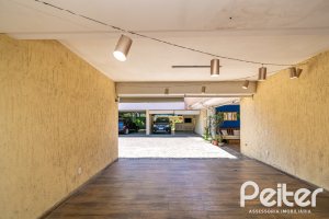 Casa em Condomínio à venda com 192m², 3 dormitórios, 2 suítes, 2 vagas, no bairro Jardim Isabel em Porto Alegre