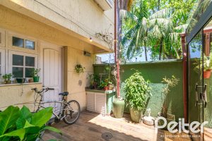 Casa em Condomínio à venda com 192m², 3 dormitórios, 2 suítes, 2 vagas, no bairro Jardim Isabel em Porto Alegre