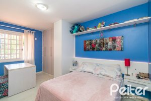 Casa em Condomínio à venda com 192m², 3 dormitórios, 2 suítes, 2 vagas, no bairro Jardim Isabel em Porto Alegre