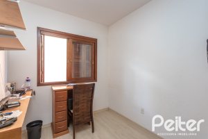 Casa em Condomínio à venda com 147m², 3 dormitórios, 1 suíte, 2 vagas, no bairro Cavalhada em Porto Alegre