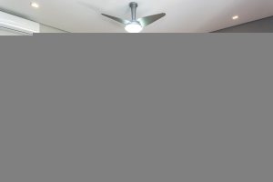 Casa à venda com 395m², 4 dormitórios, 1 suíte, 4 vagas, no bairro Vila Conceição em Porto Alegre