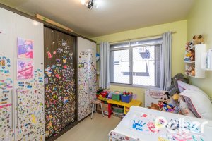 Apartamento à venda com 68m², 2 dormitórios, no bairro Tristeza em Porto Alegre