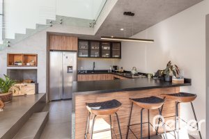 Casa à venda com 164m², 3 dormitórios, 1 suíte, 2 vagas, no bairro Ipanema em Porto Alegre