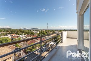 Casa à venda com 164m², 3 dormitórios, 1 suíte, 2 vagas, no bairro Ipanema em Porto Alegre