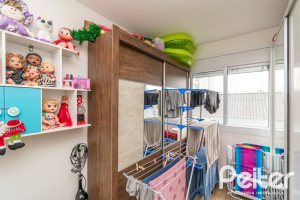 Apartamento à venda com 79m², 3 dormitórios, 1 suíte, 1 vaga, no bairro Cidade Baixa em Porto Alegre