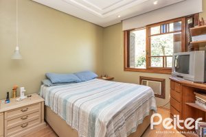 Casa em Condomínio à venda com 154m², 3 dormitórios, 1 suíte, 2 vagas, no bairro Ipanema em Porto Alegre