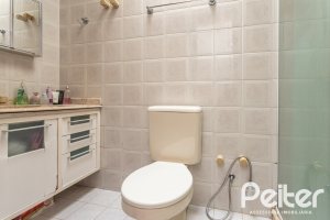 Casa em Condomínio à venda com 154m², 3 dormitórios, 1 suíte, 2 vagas, no bairro Ipanema em Porto Alegre