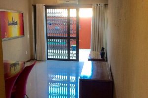 Apartamento à venda com 91m², 2 dormitórios, 1 suíte, 1 vaga, no bairro Menino Deus em Porto Alegre