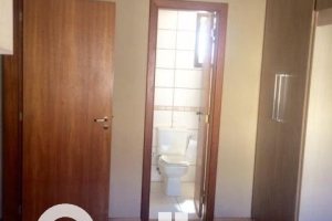 Apartamento à venda com 91m², 2 dormitórios, 1 suíte, 1 vaga, no bairro Menino Deus em Porto Alegre