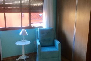 Apartamento à venda com 91m², 2 dormitórios, 1 suíte, 1 vaga, no bairro Menino Deus em Porto Alegre